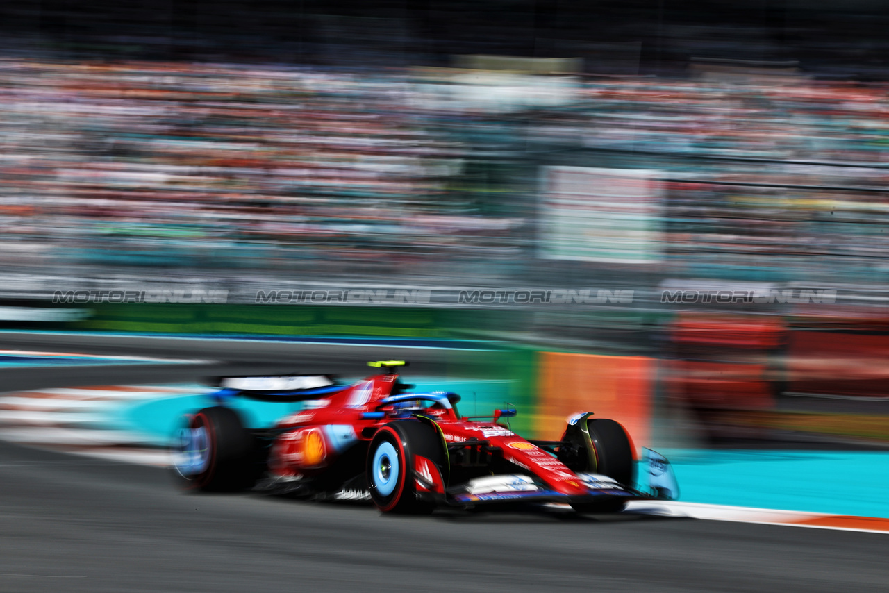 GP MIAMI, Carlos Sainz Jr (ESP) Ferrari SF-24.

04.05.2024. Formula 1 World Championship, Rd 6, Miami Grand Prix, Miami, Florida, USA, Sprint e Qualifiche Day.

- www.xpbimages.com, EMail: requests@xpbimages.com © Copyright: Moy / XPB Images