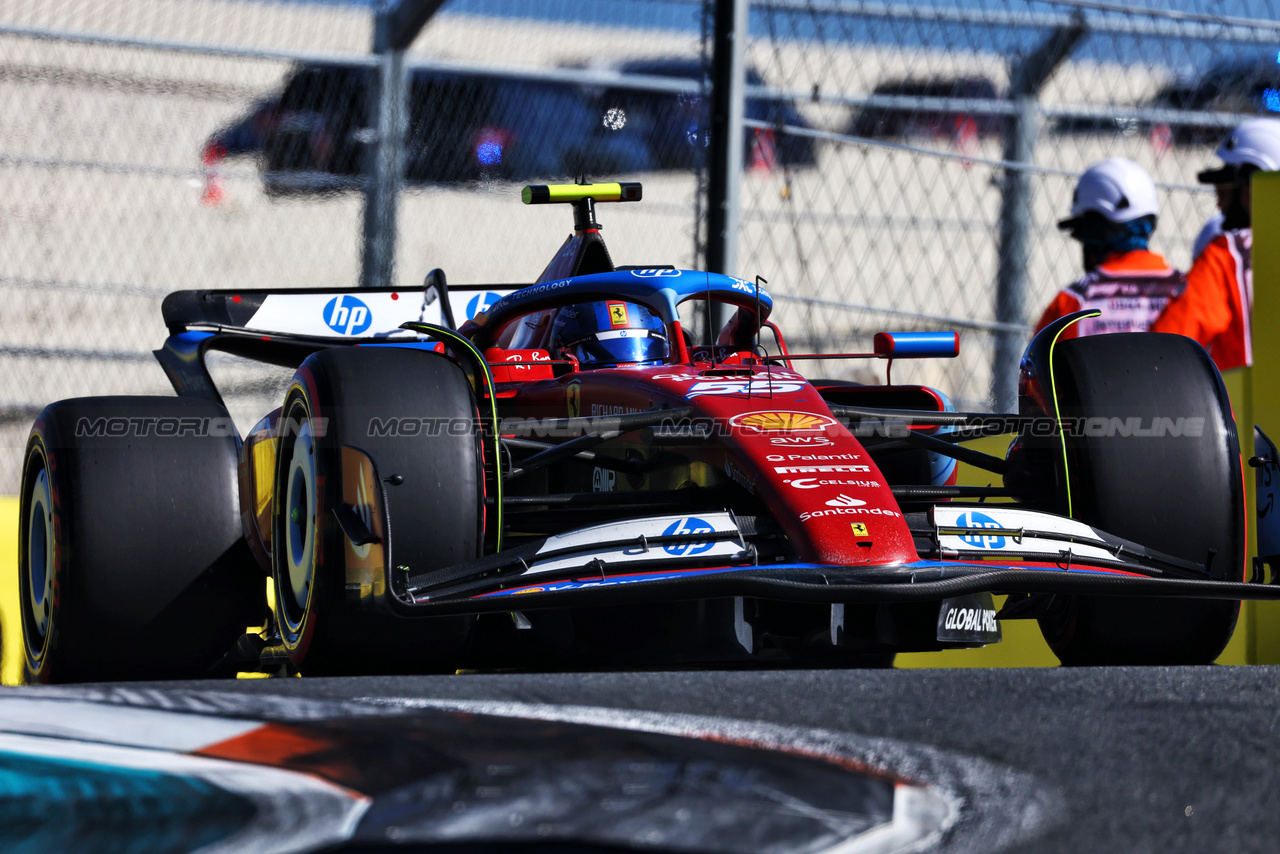 GP MIAMI, Carlos Sainz Jr (ESP) Ferrari SF-24.

04.05.2024. Formula 1 World Championship, Rd 6, Miami Grand Prix, Miami, Florida, USA, Sprint e Qualifiche Day.

 - www.xpbimages.com, EMail: requests@xpbimages.com © Copyright: Coates / XPB Images