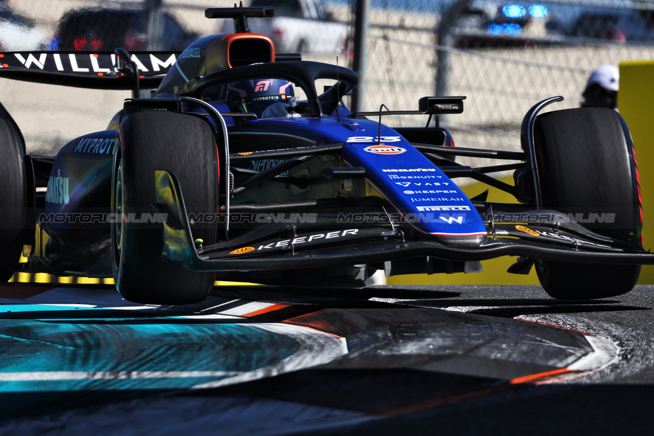 GP MIAMI, Alexander Albon (THA) Williams Racing FW46.

04.05.2024. Formula 1 World Championship, Rd 6, Miami Grand Prix, Miami, Florida, USA, Sprint e Qualifiche Day.

 - www.xpbimages.com, EMail: requests@xpbimages.com © Copyright: Coates / XPB Images