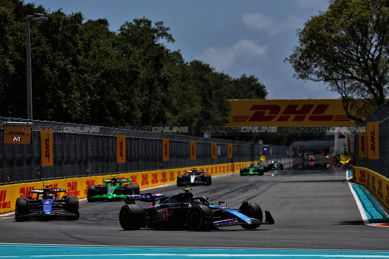 GP MIAMI, Pierre Gasly (FRA) Alpine F1 Team A524.

04.05.2024. Formula 1 World Championship, Rd 6, Miami Grand Prix, Miami, Florida, USA, Sprint e Qualifiche Day.

 - www.xpbimages.com, EMail: requests@xpbimages.com © Copyright: Coates / XPB Images