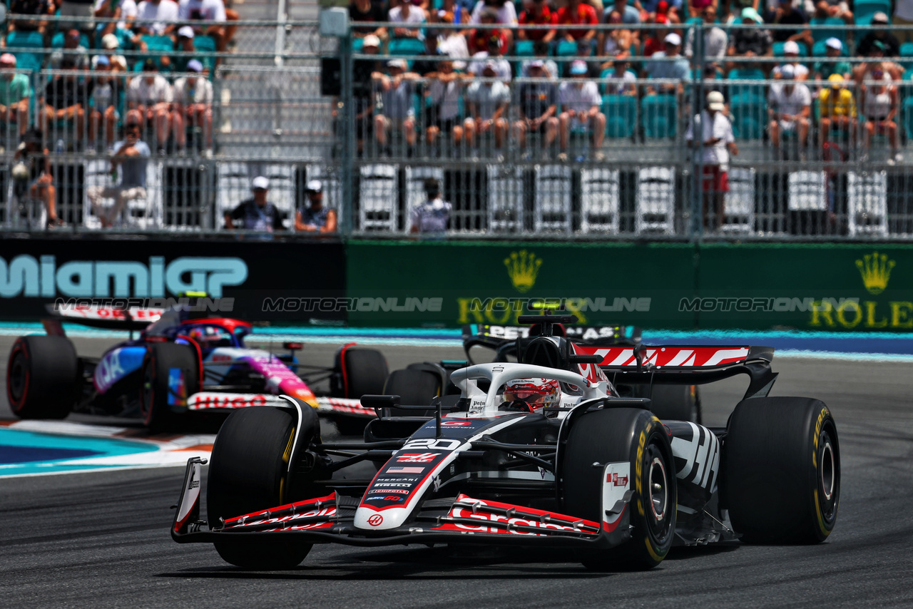 GP MIAMI, Kevin Magnussen (DEN) Haas VF-24.

04.05.2024. Formula 1 World Championship, Rd 6, Miami Grand Prix, Miami, Florida, USA, Sprint e Qualifiche Day.

 - www.xpbimages.com, EMail: requests@xpbimages.com © Copyright: Staley / XPB Images