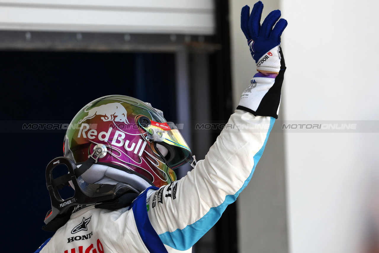 GP MIAMI, Daniel Ricciardo (AUS) RB celebrates in Sprint parc ferme.

04.05.2024. Formula 1 World Championship, Rd 6, Miami Grand Prix, Miami, Florida, USA, Sprint e Qualifiche Day.

 - www.xpbimages.com, EMail: requests@xpbimages.com © Copyright: Coates / XPB Images