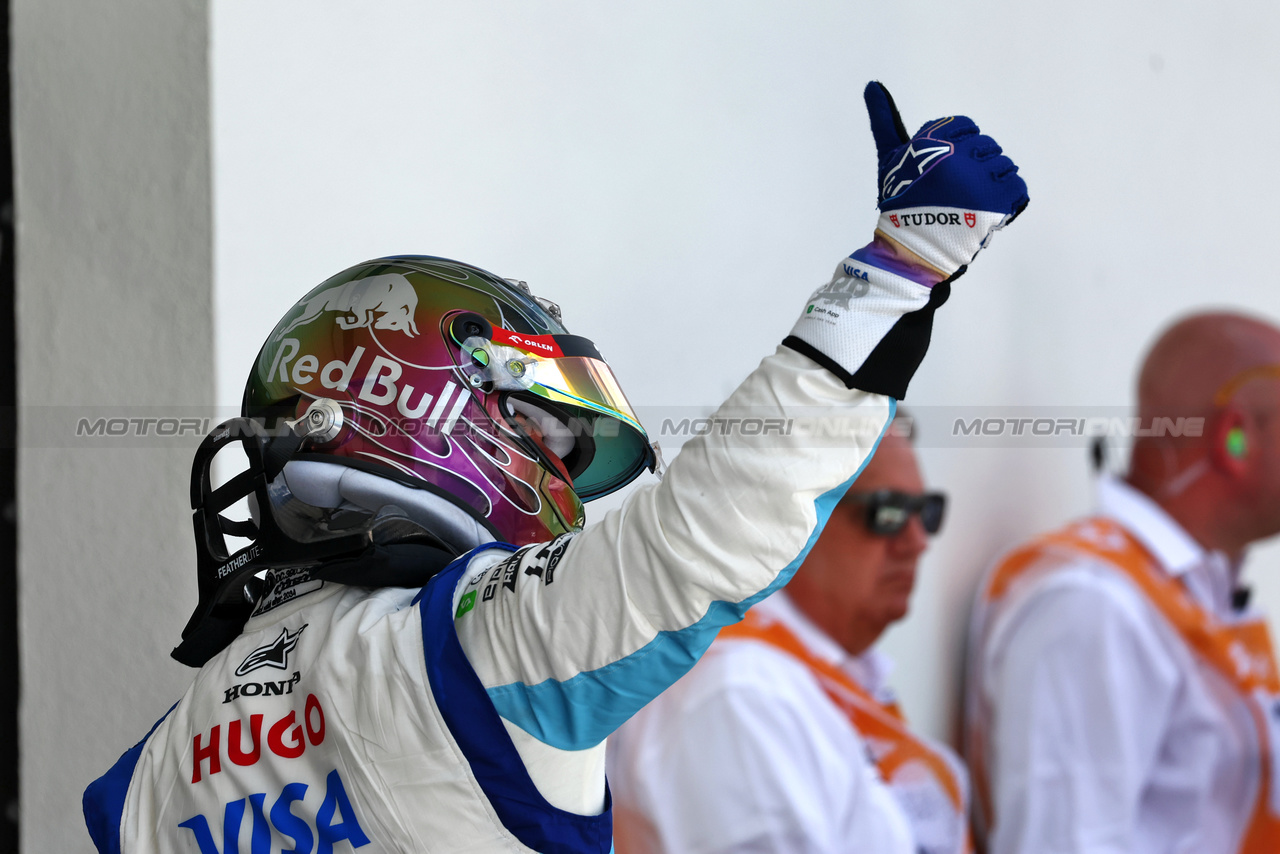 GP MIAMI, Daniel Ricciardo (AUS) RB celebrates in Sprint parc ferme.

04.05.2024. Formula 1 World Championship, Rd 6, Miami Grand Prix, Miami, Florida, USA, Sprint e Qualifiche Day.

 - www.xpbimages.com, EMail: requests@xpbimages.com © Copyright: Coates / XPB Images