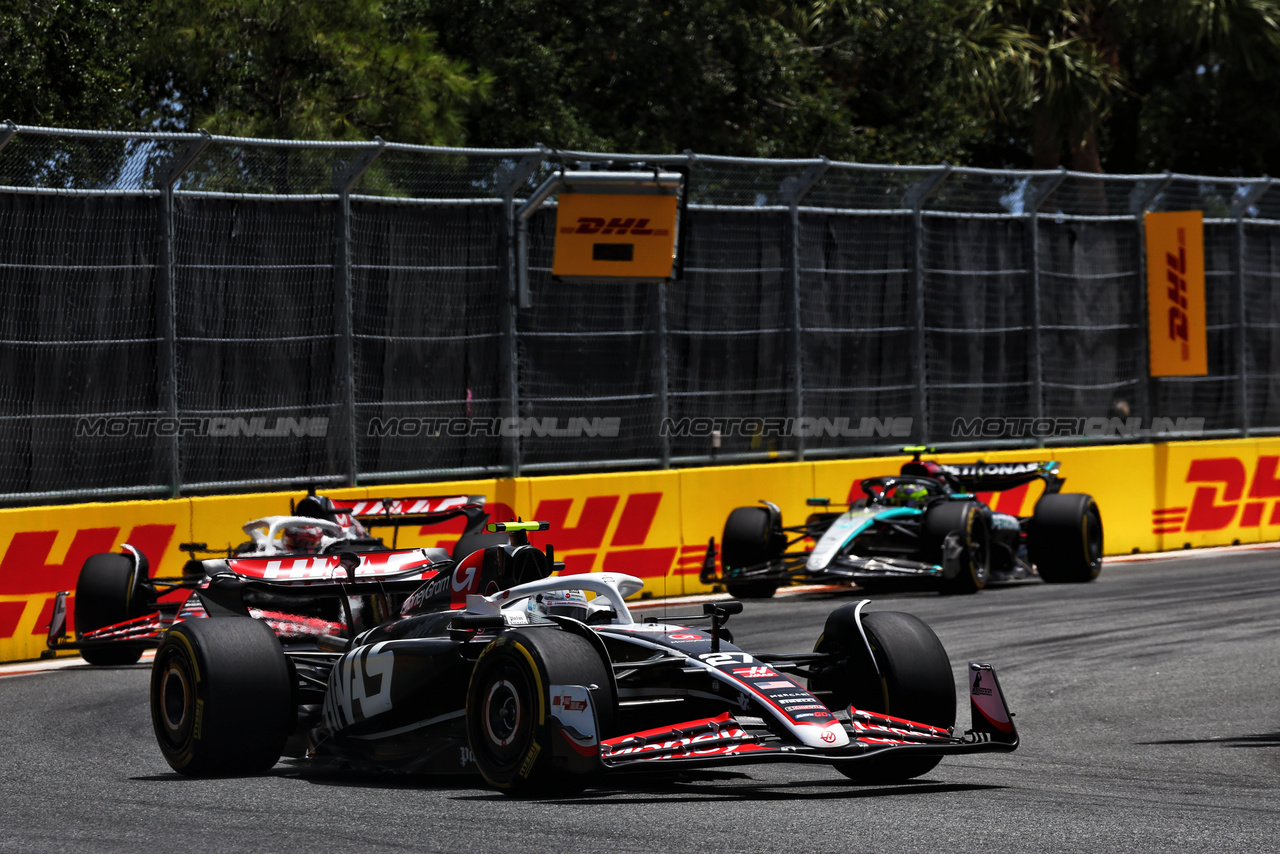 GP MIAMI, Nico Hulkenberg (GER) Haas VF-24.

04.05.2024. Formula 1 World Championship, Rd 6, Miami Grand Prix, Miami, Florida, USA, Sprint e Qualifiche Day.

 - www.xpbimages.com, EMail: requests@xpbimages.com © Copyright: Coates / XPB Images