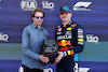 GP MIAMI, (L to R): Jerry Bruckheimer (USA) Film Producer presents the Pirelli Pole Position Award to Max Verstappen (NLD) Red Bull Racing in qualifying parc ferme.
04.05.2024. Formula 1 World Championship, Rd 6, Miami Grand Prix, Miami, Florida, USA, Sprint e Qualifiche Day.
- www.xpbimages.com, EMail: requests@xpbimages.com © Copyright: Moy / XPB Images