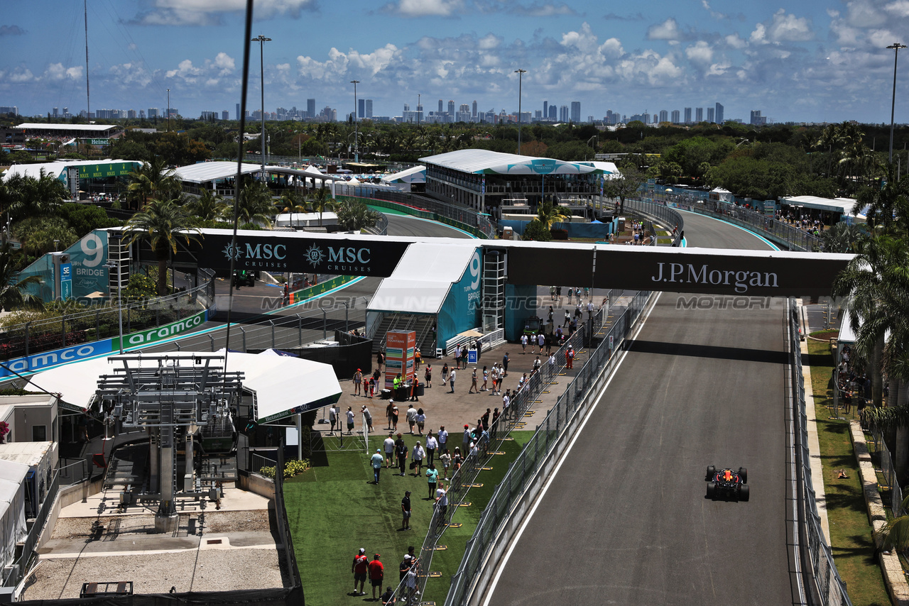 GP MIAMI, Max Verstappen (NLD) Red Bull Racing RB20.

03.05.2024. Formula 1 World Championship, Rd 6, Miami Grand Prix, Miami, Florida, USA, Sprint Qualifiche Day.

- www.xpbimages.com, EMail: requests@xpbimages.com © Copyright: Moy / XPB Images