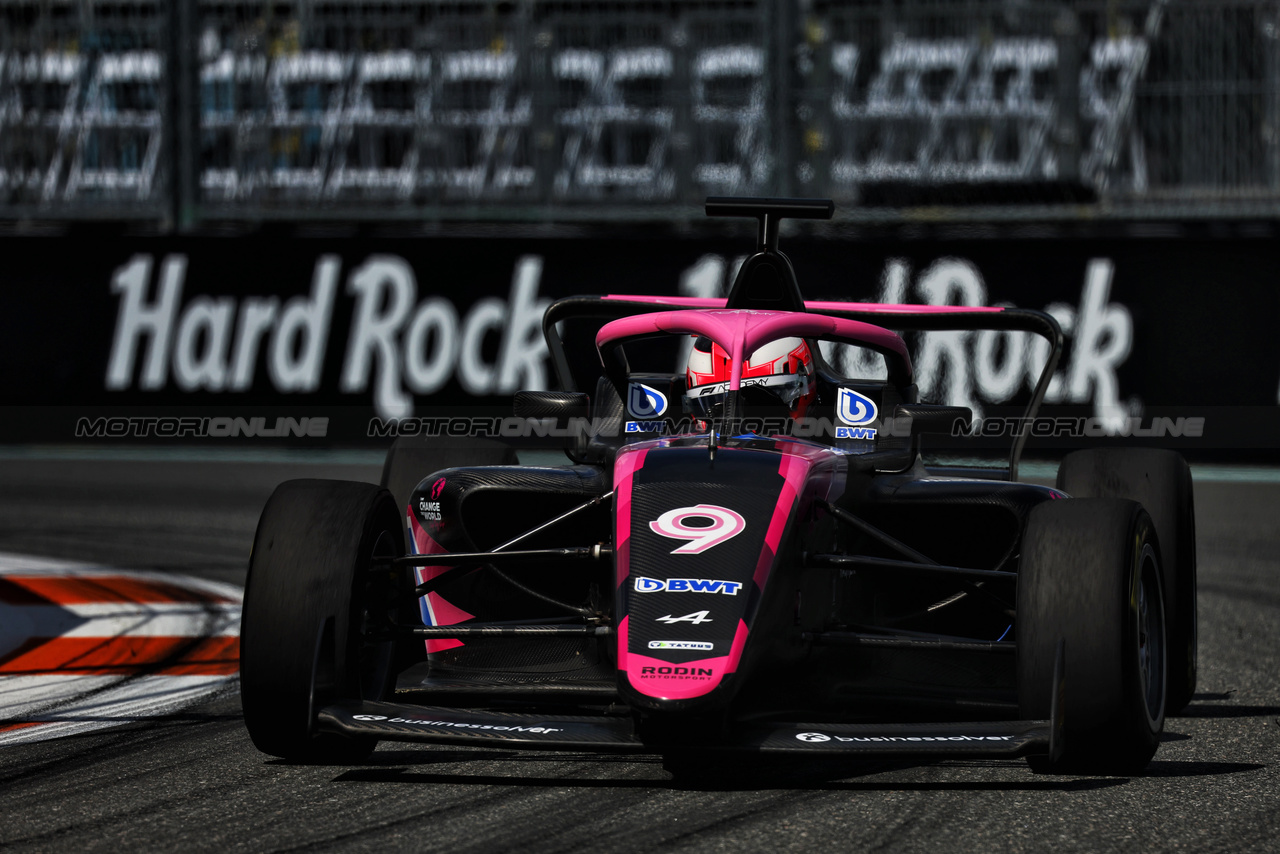 GP MIAMI, Abbi Pulling (GBR) Rodin Motorsport.

03.05.2024. FIA Formula Academy, Rd 2, Miami, Florida, USA, Venerdi'.

- www.xpbimages.com, EMail: requests@xpbimages.com Copyright: XPB Images