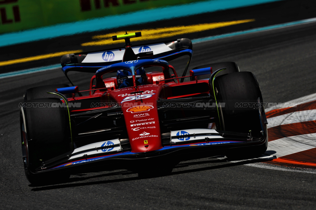 GP MIAMI, Carlos Sainz Jr (ESP) Ferrari SF-24.

03.05.2024. Formula 1 World Championship, Rd 6, Miami Grand Prix, Miami, Florida, USA, Sprint Qualifiche Day.

 - www.xpbimages.com, EMail: requests@xpbimages.com © Copyright: Staley / XPB Images