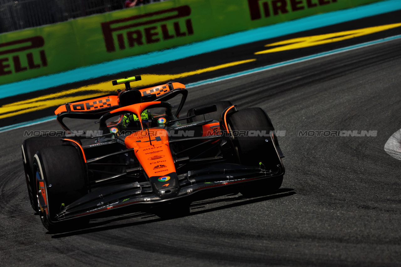 GP MIAMI, Lando Norris (GBR) McLaren MCL38.

03.05.2024. Formula 1 World Championship, Rd 6, Miami Grand Prix, Miami, Florida, USA, Sprint Qualifiche Day.

 - www.xpbimages.com, EMail: requests@xpbimages.com © Copyright: Staley / XPB Images