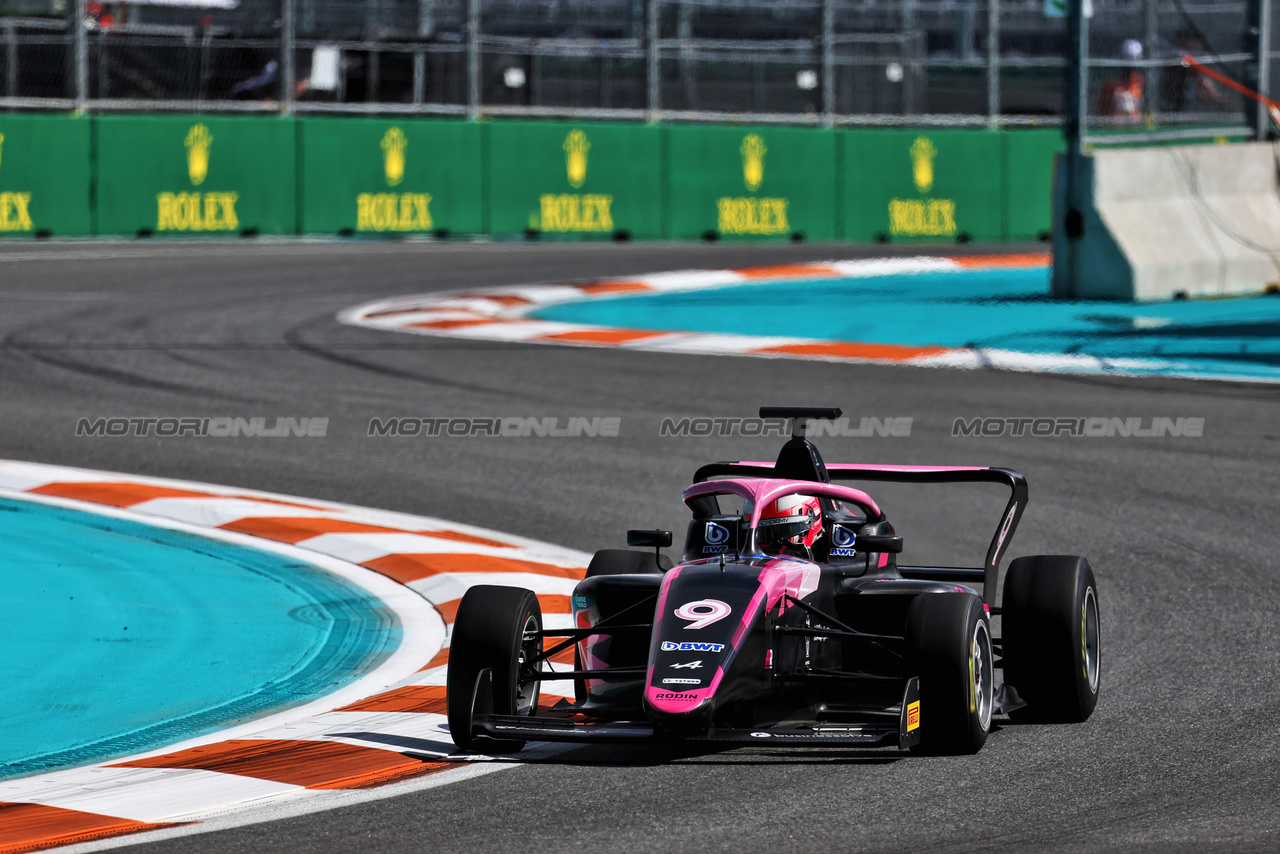 GP MIAMI, Abbi Pulling (GBR) Rodin Motorsport.

03.05.2024. FIA Formula Academy, Rd 2, Miami, Florida, USA, Venerdi'.

- www.xpbimages.com, EMail: requests@xpbimages.com Copyright: XPB Images
