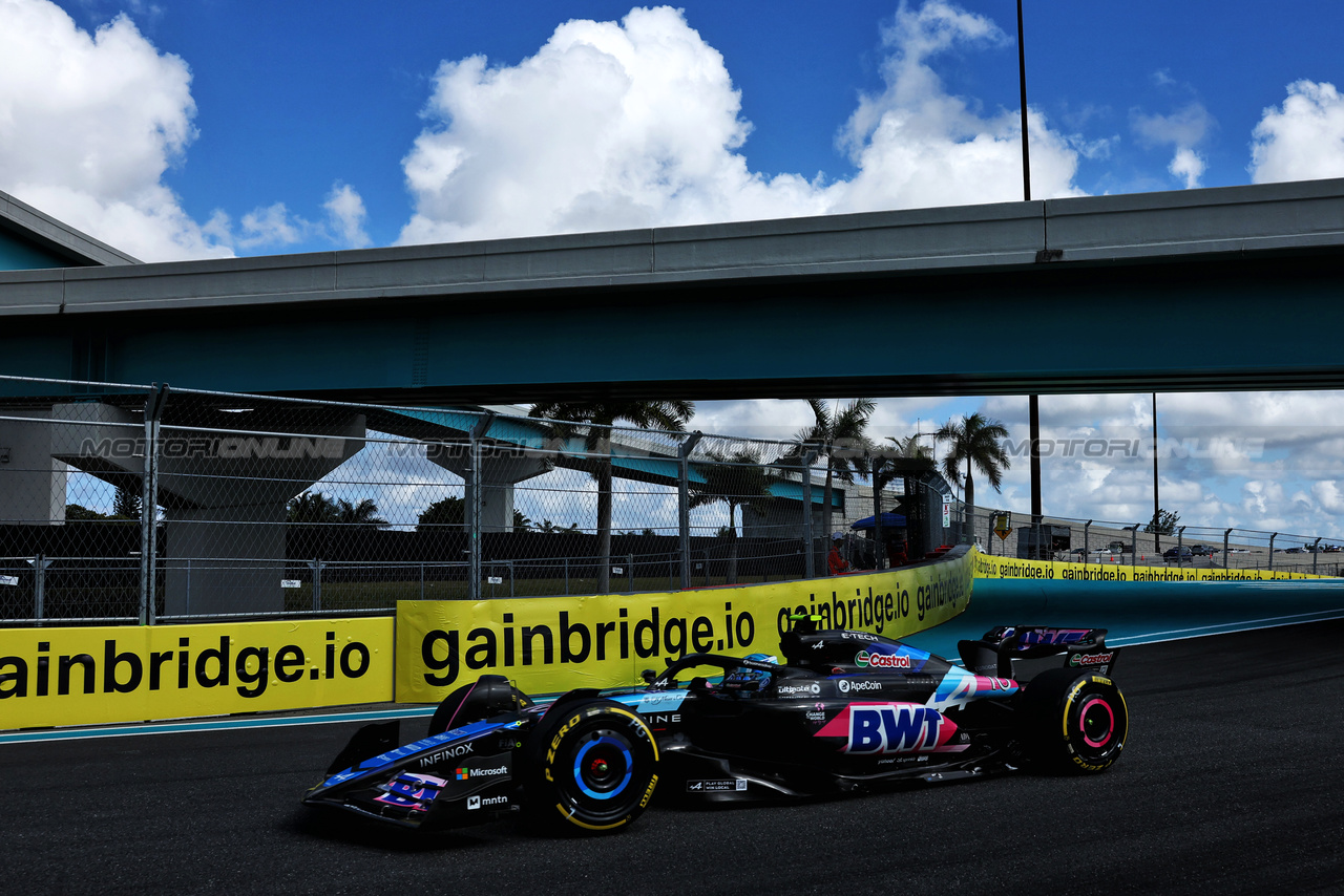 GP MIAMI, Pierre Gasly (FRA) Alpine F1 Team A524.

03.05.2024. Formula 1 World Championship, Rd 6, Miami Grand Prix, Miami, Florida, USA, Sprint Qualifiche Day.

 - www.xpbimages.com, EMail: requests@xpbimages.com © Copyright: Staley / XPB Images