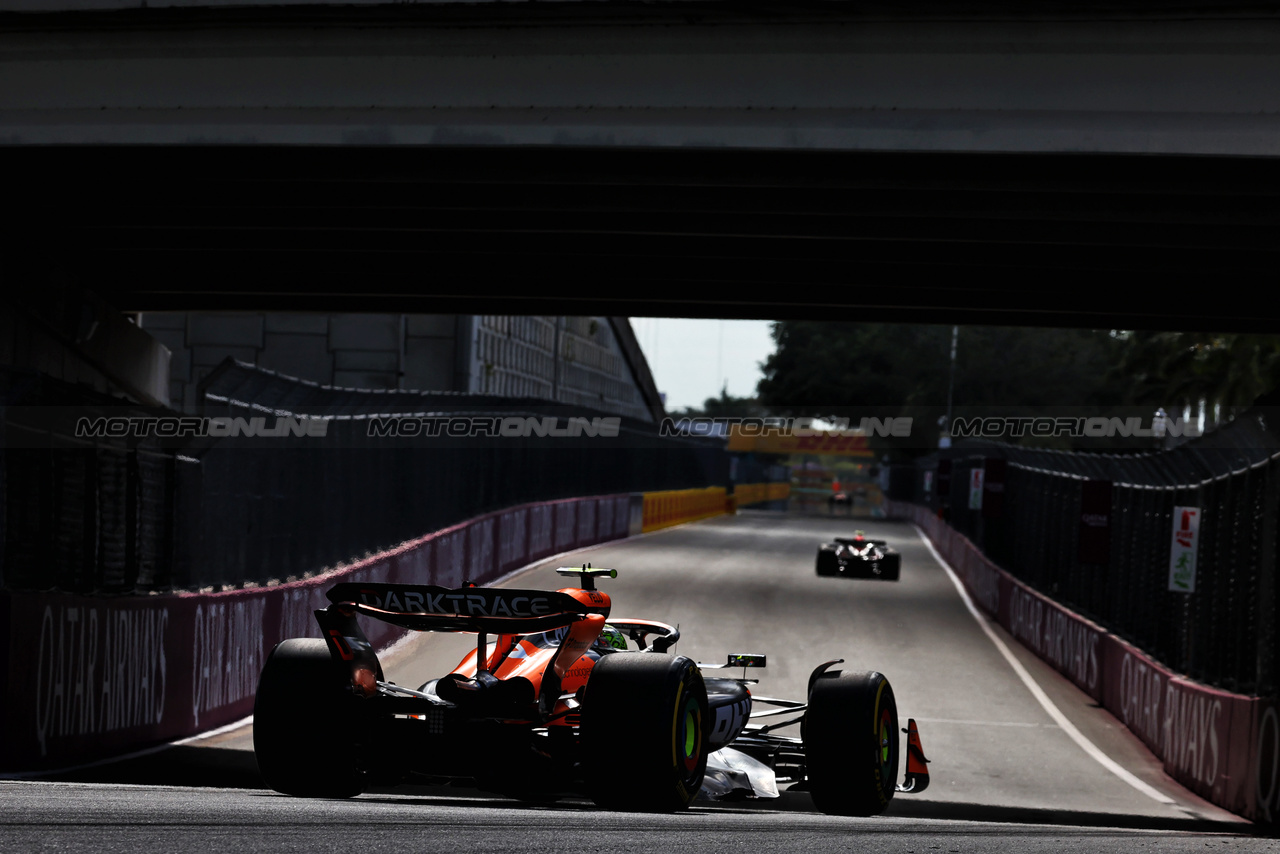 GP MIAMI, Lando Norris (GBR) McLaren MCL38.

03.05.2024. Formula 1 World Championship, Rd 6, Miami Grand Prix, Miami, Florida, USA, Sprint Qualifiche Day.

 - www.xpbimages.com, EMail: requests@xpbimages.com © Copyright: Coates / XPB Images