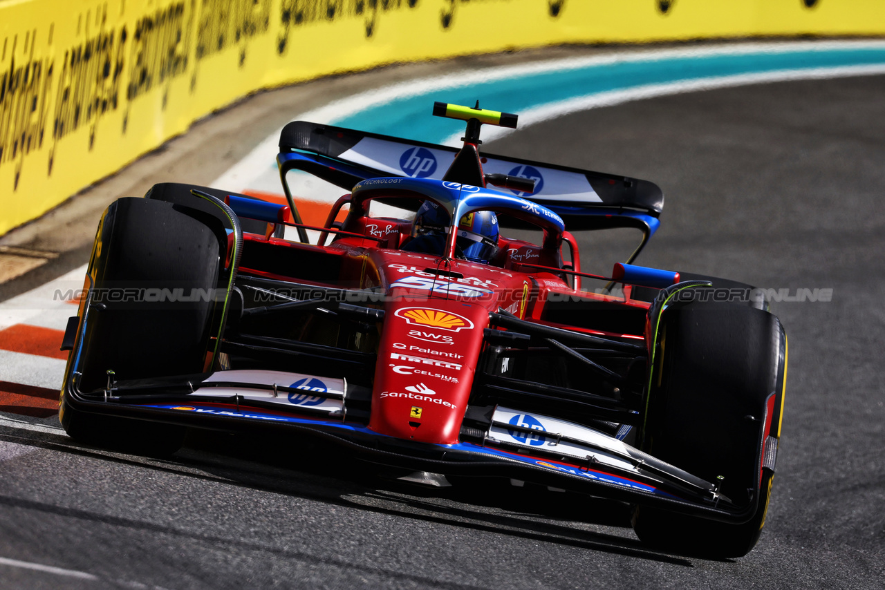 GP MIAMI, Carlos Sainz Jr (ESP) Ferrari SF-24.

03.05.2024. Formula 1 World Championship, Rd 6, Miami Grand Prix, Miami, Florida, USA, Sprint Qualifiche Day.

 - www.xpbimages.com, EMail: requests@xpbimages.com © Copyright: Coates / XPB Images