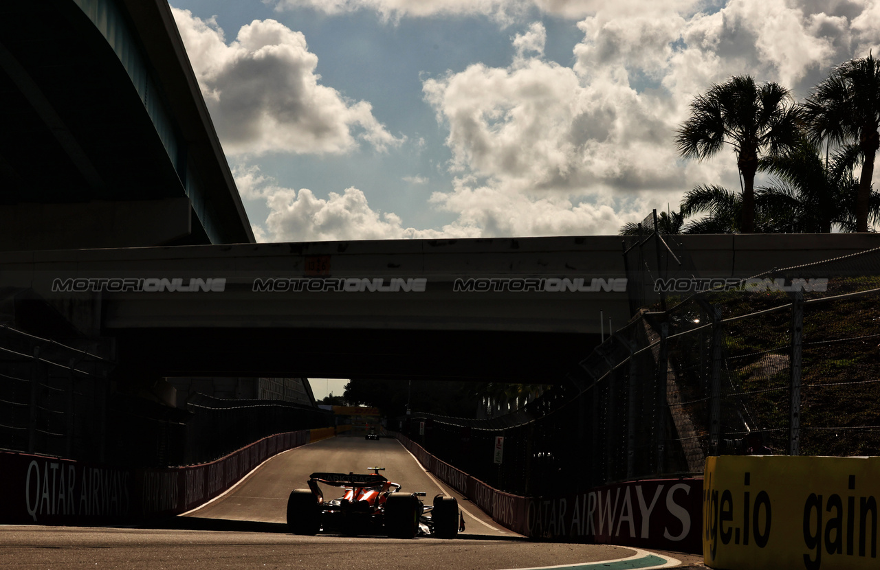 GP MIAMI, Lando Norris (GBR) McLaren MCL38.

03.05.2024. Formula 1 World Championship, Rd 6, Miami Grand Prix, Miami, Florida, USA, Sprint Qualifiche Day.

 - www.xpbimages.com, EMail: requests@xpbimages.com © Copyright: Coates / XPB Images
