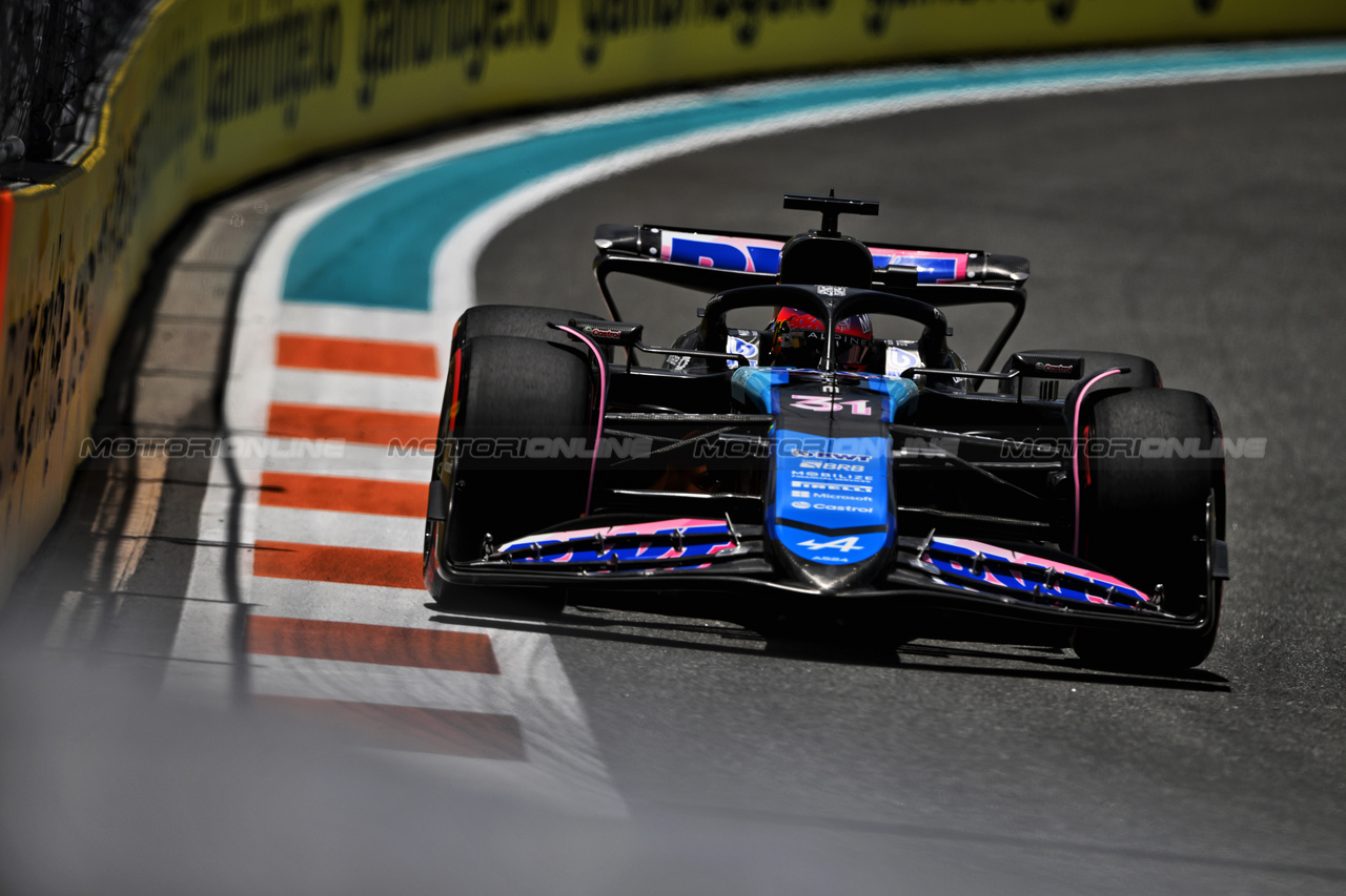 GP MIAMI, Esteban Ocon (FRA) Alpine F1 Team A524.

03.05.2024. Formula 1 World Championship, Rd 6, Miami Grand Prix, Miami, Florida, USA, Sprint Qualifiche Day.

- www.xpbimages.com, EMail: requests@xpbimages.com © Copyright: Price / XPB Images
