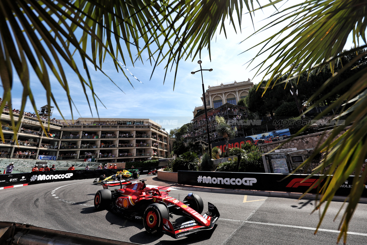 GP MONACO, Charles Leclerc (MON) Ferrari SF-24.

26.05.2024. Formula 1 World Championship, Rd 8, Monaco Grand Prix, Monte Carlo, Monaco, Gara Day.

- www.xpbimages.com, EMail: requests@xpbimages.com © Copyright: Moy / XPB Images