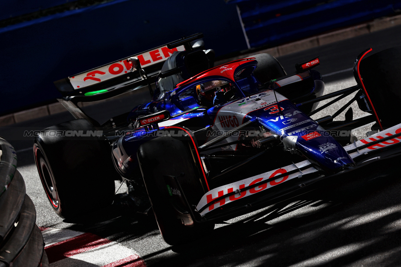 GP MONACO, Daniel Ricciardo (AUS) RB VCARB 01.

26.05.2024. Formula 1 World Championship, Rd 8, Monaco Grand Prix, Monte Carlo, Monaco, Gara Day.

 - www.xpbimages.com, EMail: requests@xpbimages.com © Copyright: Coates / XPB Images