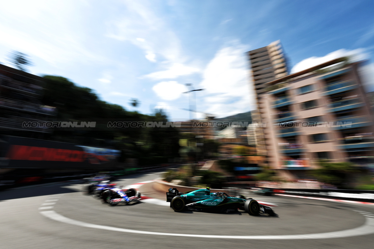 GP MONACO, Fernando Alonso (ESP) Aston Martin F1 Team AMR24.

26.05.2024. Formula 1 World Championship, Rd 8, Monaco Grand Prix, Monte Carlo, Monaco, Gara Day.

- www.xpbimages.com, EMail: requests@xpbimages.com © Copyright: Moy / XPB Images