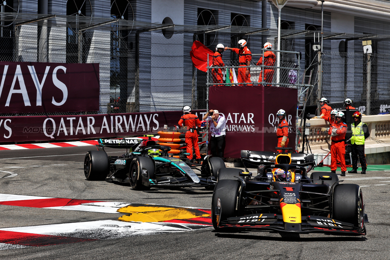 GP MONACO, Max Verstappen (NLD) Red Bull Racing RB20.

26.05.2024. Formula 1 World Championship, Rd 8, Monaco Grand Prix, Monte Carlo, Monaco, Gara Day.

- www.xpbimages.com, EMail: requests@xpbimages.com © Copyright: Batchelor / XPB Images