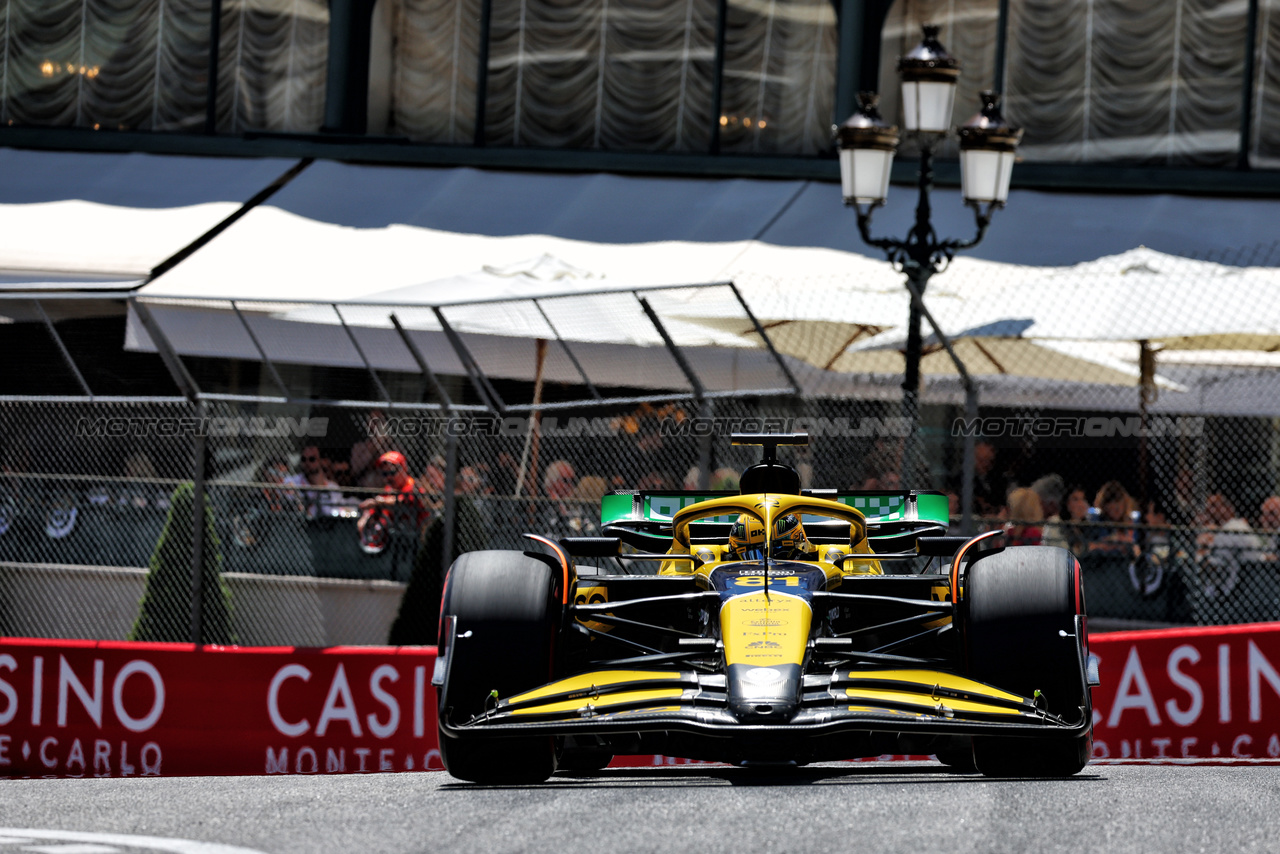 GP MONACO, Oscar Piastri (AUS) McLaren MCL38.

25.05.2024. Formula 1 World Championship, Rd 8, Monaco Grand Prix, Monte Carlo, Monaco, Qualifiche Day.

 - www.xpbimages.com, EMail: requests@xpbimages.com © Copyright: Coates / XPB Images