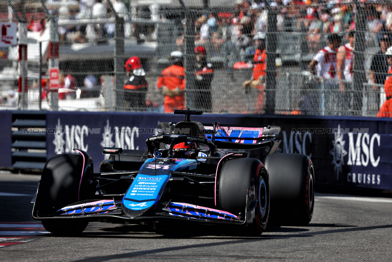 GP MONACO, Esteban Ocon (FRA) Alpine F1 Team A524.

25.05.2024. Formula 1 World Championship, Rd 8, Monaco Grand Prix, Monte Carlo, Monaco, Qualifiche Day.

- www.xpbimages.com, EMail: requests@xpbimages.com © Copyright: Charniaux / XPB Images