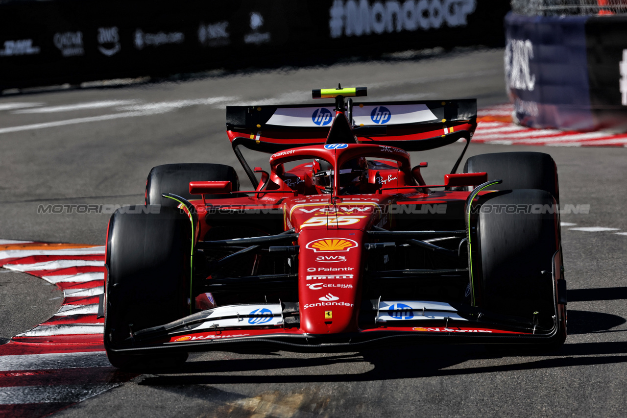 GP MONACO, Carlos Sainz Jr (ESP) Ferrari SF-24.

25.05.2024. Formula 1 World Championship, Rd 8, Monaco Grand Prix, Monte Carlo, Monaco, Qualifiche Day.

 - www.xpbimages.com, EMail: requests@xpbimages.com © Copyright: Coates / XPB Images