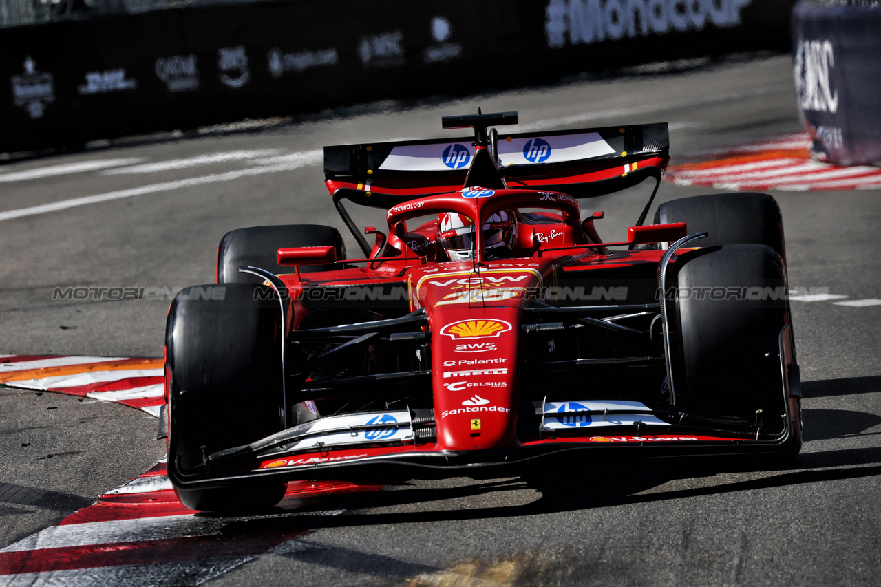 GP MONACO, Charles Leclerc (MON) Ferrari SF-24.

25.05.2024. Formula 1 World Championship, Rd 8, Monaco Grand Prix, Monte Carlo, Monaco, Qualifiche Day.

 - www.xpbimages.com, EMail: requests@xpbimages.com © Copyright: Coates / XPB Images