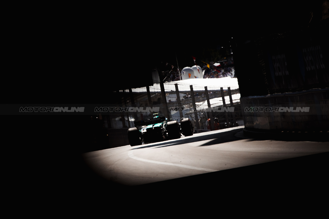 GP MONACO, Fernando Alonso (ESP) Aston Martin F1 Team AMR24.

25.05.2024. Formula 1 World Championship, Rd 8, Monaco Grand Prix, Monte Carlo, Monaco, Qualifiche Day.

- www.xpbimages.com, EMail: requests@xpbimages.com © Copyright: Bearne / XPB Images