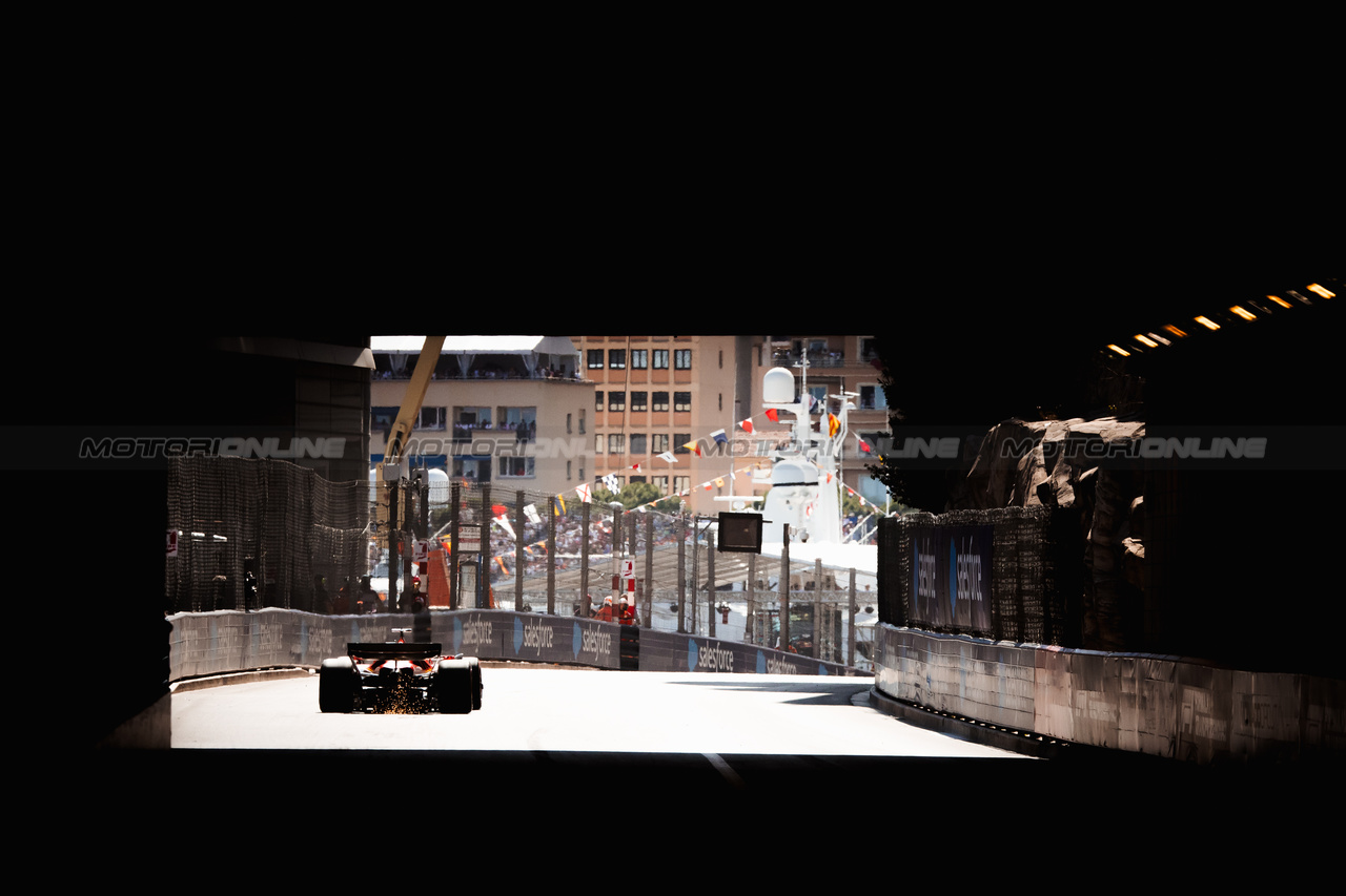 GP MONACO, Charles Leclerc (MON) Ferrari SF-24.

25.05.2024. Formula 1 World Championship, Rd 8, Monaco Grand Prix, Monte Carlo, Monaco, Qualifiche Day.

- www.xpbimages.com, EMail: requests@xpbimages.com © Copyright: Bearne / XPB Images
