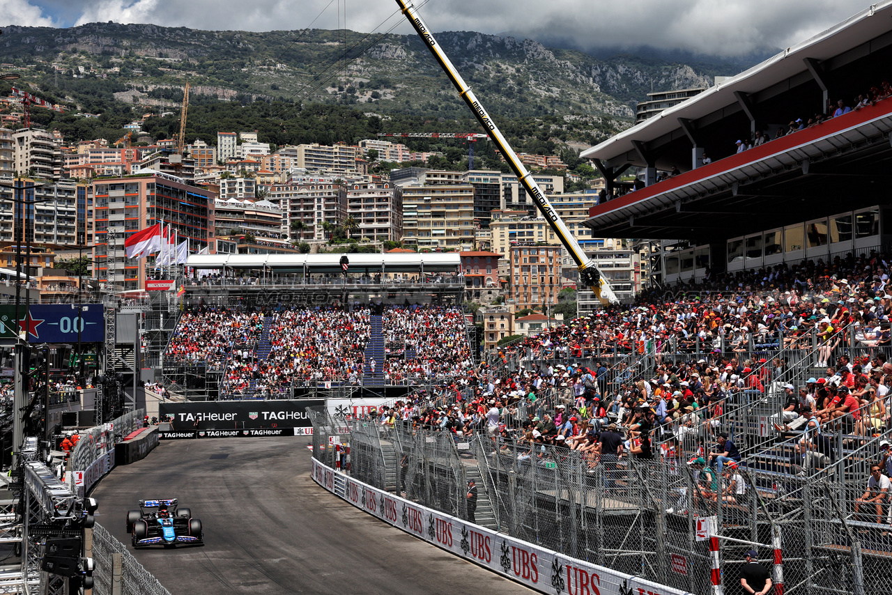 GP MONACO, Esteban Ocon (FRA) Alpine F1 Team A524.

25.05.2024. Formula 1 World Championship, Rd 8, Monaco Grand Prix, Monte Carlo, Monaco, Qualifiche Day.

- www.xpbimages.com, EMail: requests@xpbimages.com © Copyright: Batchelor / XPB Images