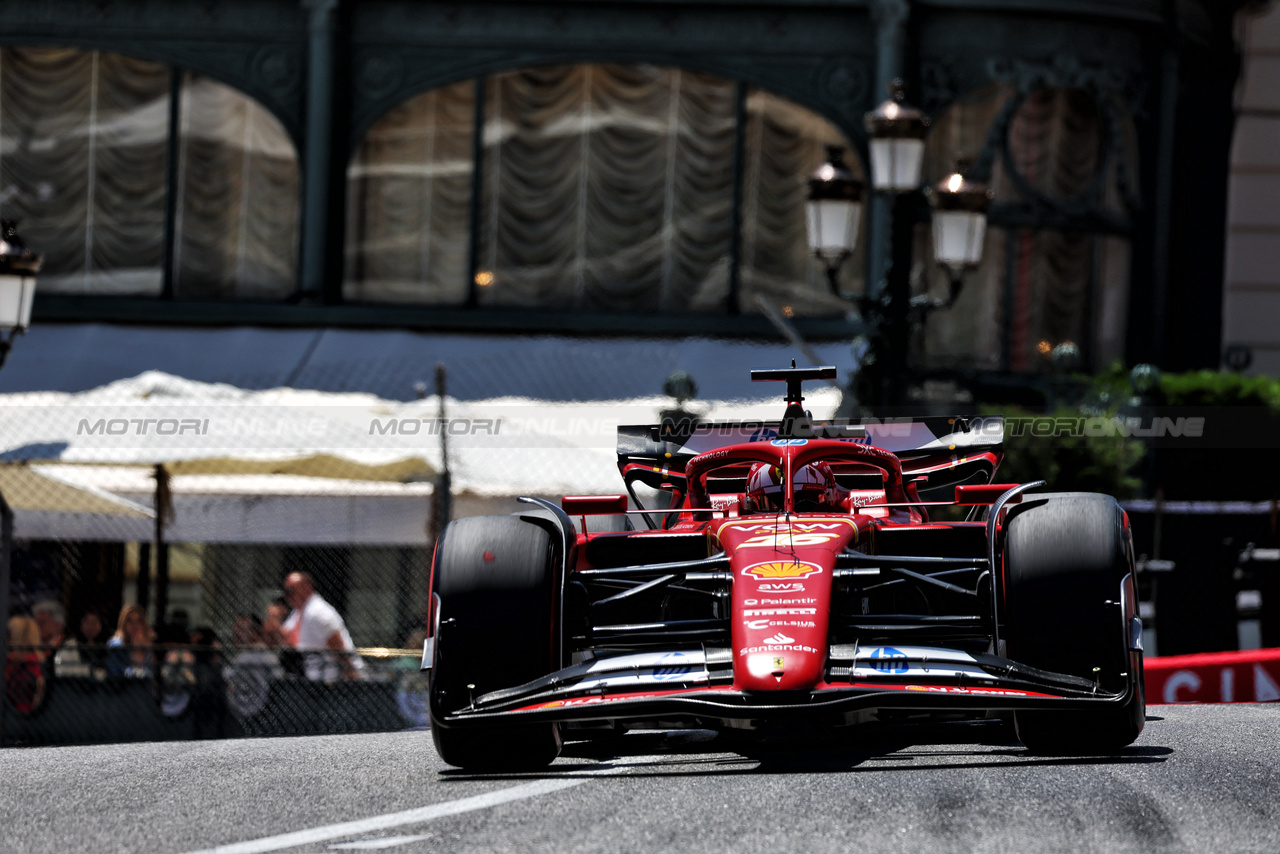 GP MONACO, Charles Leclerc (MON) Ferrari SF-24.

25.05.2024. Formula 1 World Championship, Rd 8, Monaco Grand Prix, Monte Carlo, Monaco, Qualifiche Day.

 - www.xpbimages.com, EMail: requests@xpbimages.com © Copyright: Coates / XPB Images