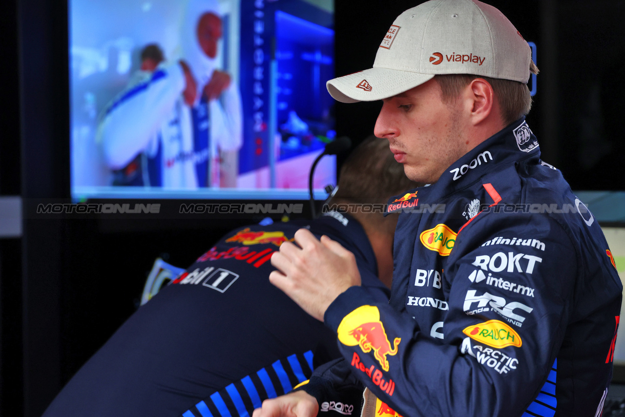 GP MONACO, Max Verstappen (NLD) Red Bull Racing.

24.05.2024. Formula 1 World Championship, Rd 8, Monaco Grand Prix, Monte Carlo, Monaco, Practice Day.

- www.xpbimages.com, EMail: requests@xpbimages.com © Copyright: Batchelor / XPB Images