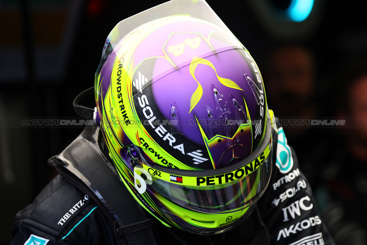 GP MONACO, Lewis Hamilton (GBR) Mercedes AMG F1.

24.05.2024. Formula 1 World Championship, Rd 8, Monaco Grand Prix, Monte Carlo, Monaco, Practice Day.

- www.xpbimages.com, EMail: requests@xpbimages.com © Copyright: Batchelor / XPB Images