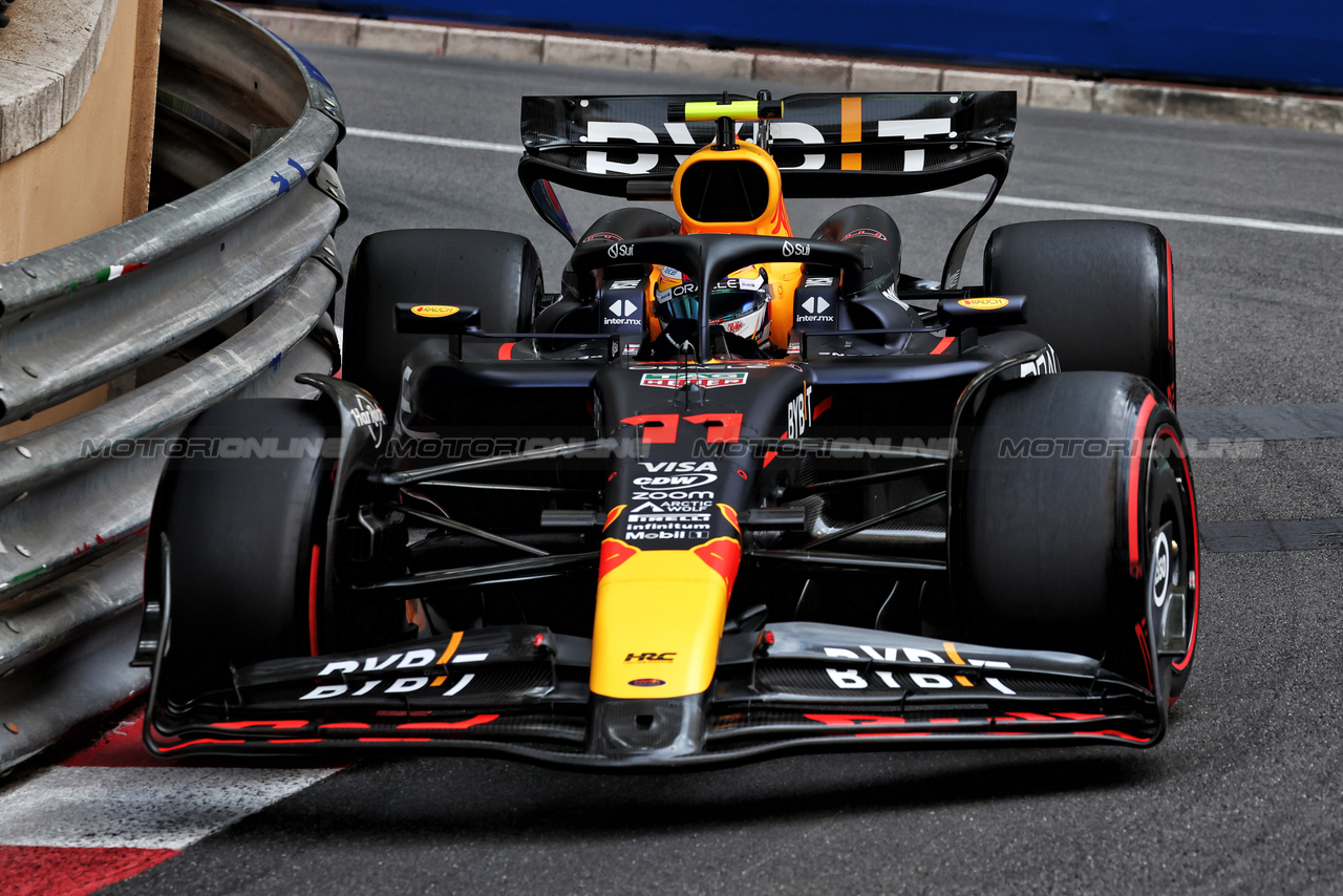 GP MONACO, Sergio Perez (MEX) Red Bull Racing RB20.

24.05.2024. Formula 1 World Championship, Rd 8, Monaco Grand Prix, Monte Carlo, Monaco, Practice Day.

- www.xpbimages.com, EMail: requests@xpbimages.com © Copyright: Moy / XPB Images