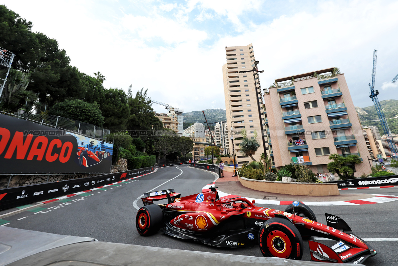 GP MONACO, Charles Leclerc (MON) Ferrari SF-24.

24.05.2024. Formula 1 World Championship, Rd 8, Monaco Grand Prix, Monte Carlo, Monaco, Practice Day.

- www.xpbimages.com, EMail: requests@xpbimages.com © Copyright: Bearne / XPB Images