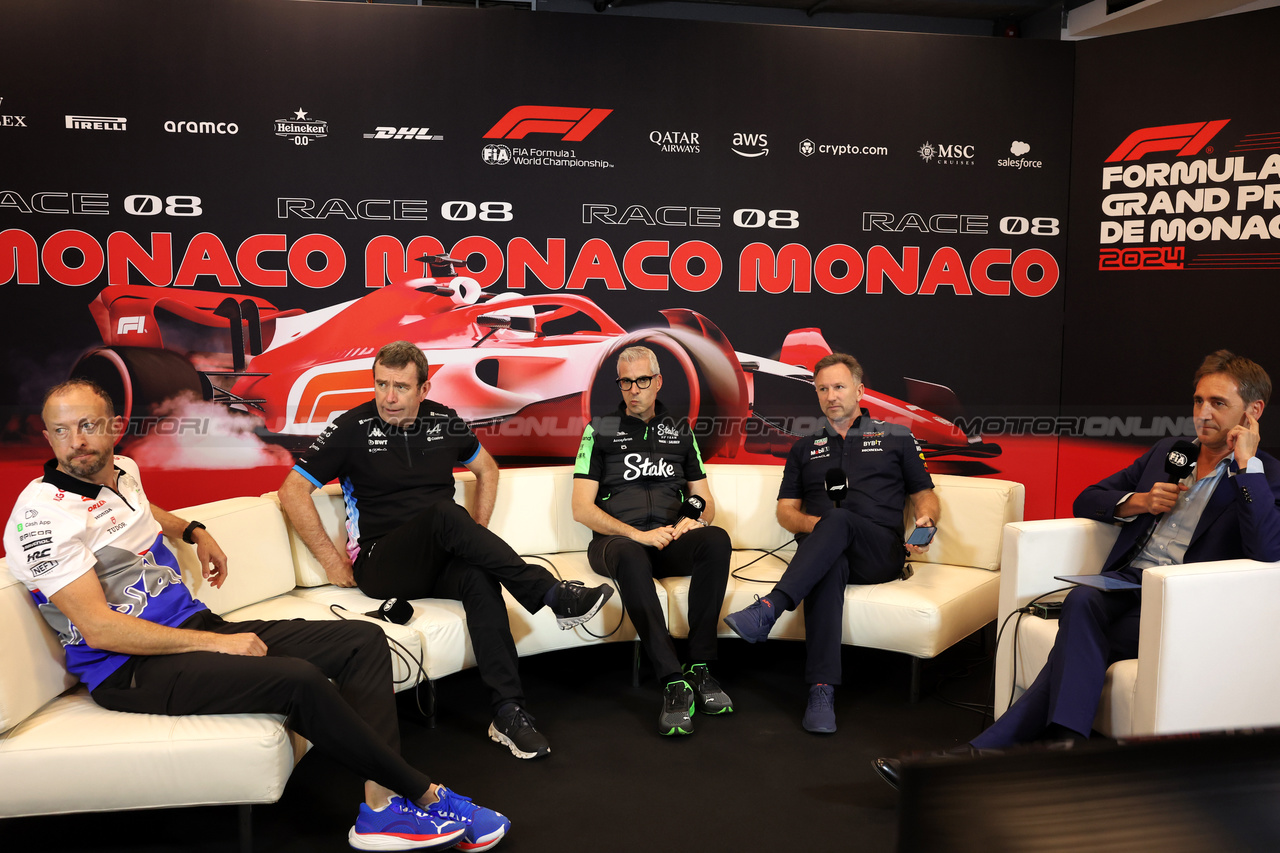 GP MONACO, (L to R): Peter Bayer (AUT) RB Chief Executive Officer; Bruno Famin (FRA) Alpine Motorsports Vice President e Alpine F1 Team Team Principal; Alessandro Alunni Bravi (ITA) Sauber Managing Director e Team Representative; Christian Horner (GBR) Red Bull Racing Team Principal, e Tom Clarkson (GBR) Journalist, in the FIA Press Conference.

24.05.2024. Formula 1 World Championship, Rd 8, Monaco Grand Prix, Monte Carlo, Monaco, Practice Day.

- www.xpbimages.com, EMail: requests@xpbimages.com © Copyright: Bearne / XPB Images