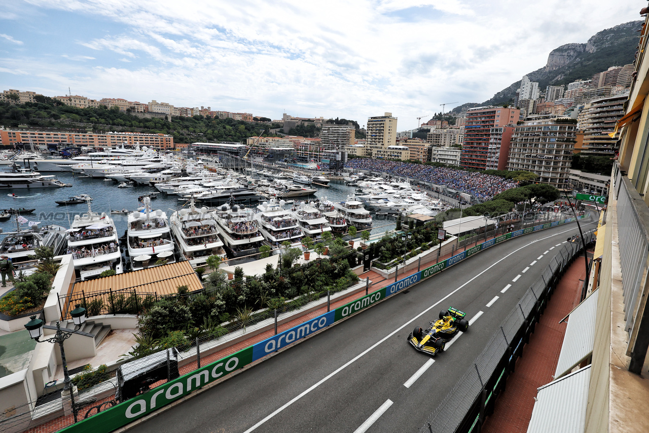 GP MONACO, Lando Norris (GBR) McLaren MCL38.

24.05.2024. Formula 1 World Championship, Rd 8, Monaco Grand Prix, Monte Carlo, Monaco, Practice Day.

- www.xpbimages.com, EMail: requests@xpbimages.com © Copyright: Bearne / XPB Images