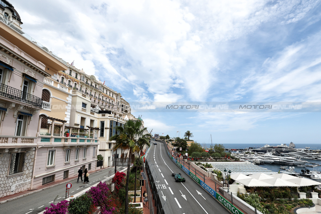 GP MONACO, Lance Stroll (CDN) Aston Martin F1 Team AMR24.

24.05.2024. Formula 1 World Championship, Rd 8, Monaco Grand Prix, Monte Carlo, Monaco, Practice Day.

- www.xpbimages.com, EMail: requests@xpbimages.com © Copyright: Bearne / XPB Images