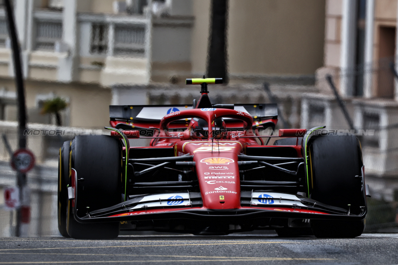 GP MONACO, Carlos Sainz Jr (ESP) Ferrari SF-24.

24.05.2024. Formula 1 World Championship, Rd 8, Monaco Grand Prix, Monte Carlo, Monaco, Practice Day.

 - www.xpbimages.com, EMail: requests@xpbimages.com © Copyright: Coates / XPB Images