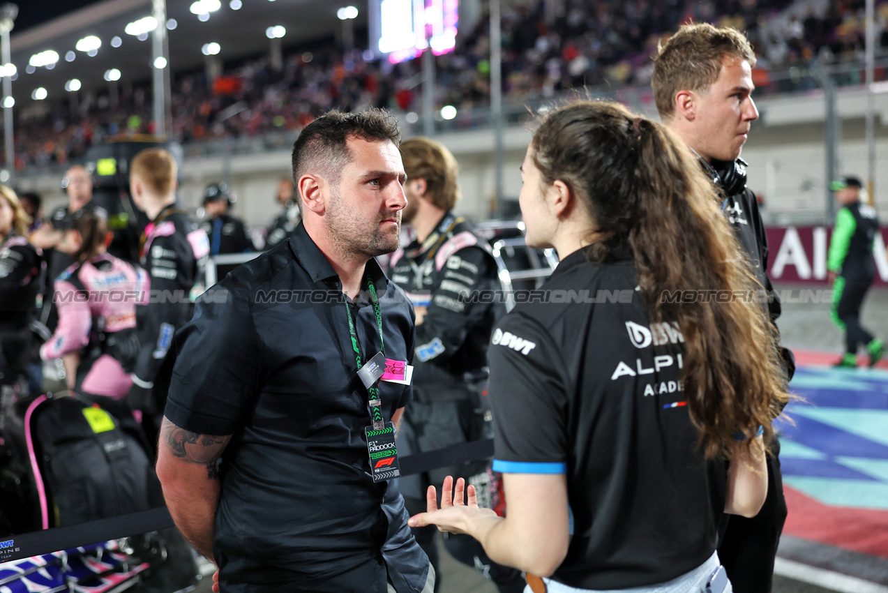 GP QATAR, (L to R): Michael Dunlop (GBR) Motorcyle Garar with Abbi Pulling (GBR) Alpine Academy Driver on the grid.

01.12.2024. Formula 1 World Championship, Rd 23, Qatar Grand Prix, Doha, Qatar, Gara Day.

 - www.xpbimages.com, EMail: requests@xpbimages.com © Copyright: Staley / XPB Images