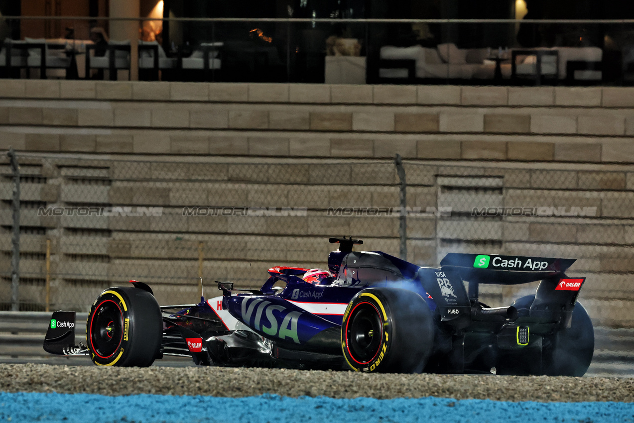 GP QATAR, Liam Lawson (NZL) RB VCARB 01.

01.12.2024. Formula 1 World Championship, Rd 23, Qatar Grand Prix, Doha, Qatar, Gara Day.

 - www.xpbimages.com, EMail: requests@xpbimages.com © Copyright: Coates / XPB Images