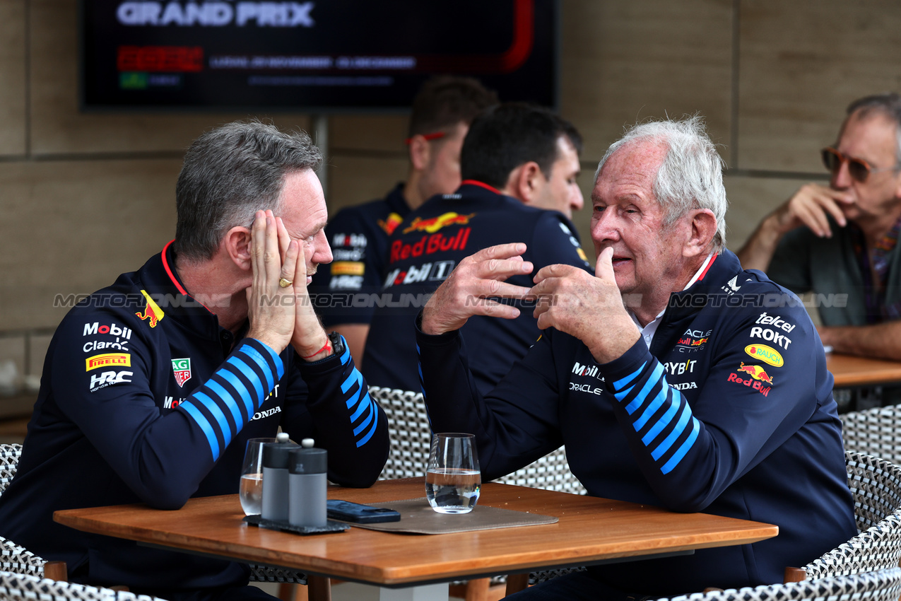 GP QATAR, (L to R): Christian Horner (GBR) Red Bull Racing Team Principal with Dr Helmut Marko (AUT) Red Bull Motorsport Consultant.

01.12.2024. Formula 1 World Championship, Rd 23, Qatar Grand Prix, Doha, Qatar, Gara Day.

- www.xpbimages.com, EMail: requests@xpbimages.com © Copyright: Moy / XPB Images
