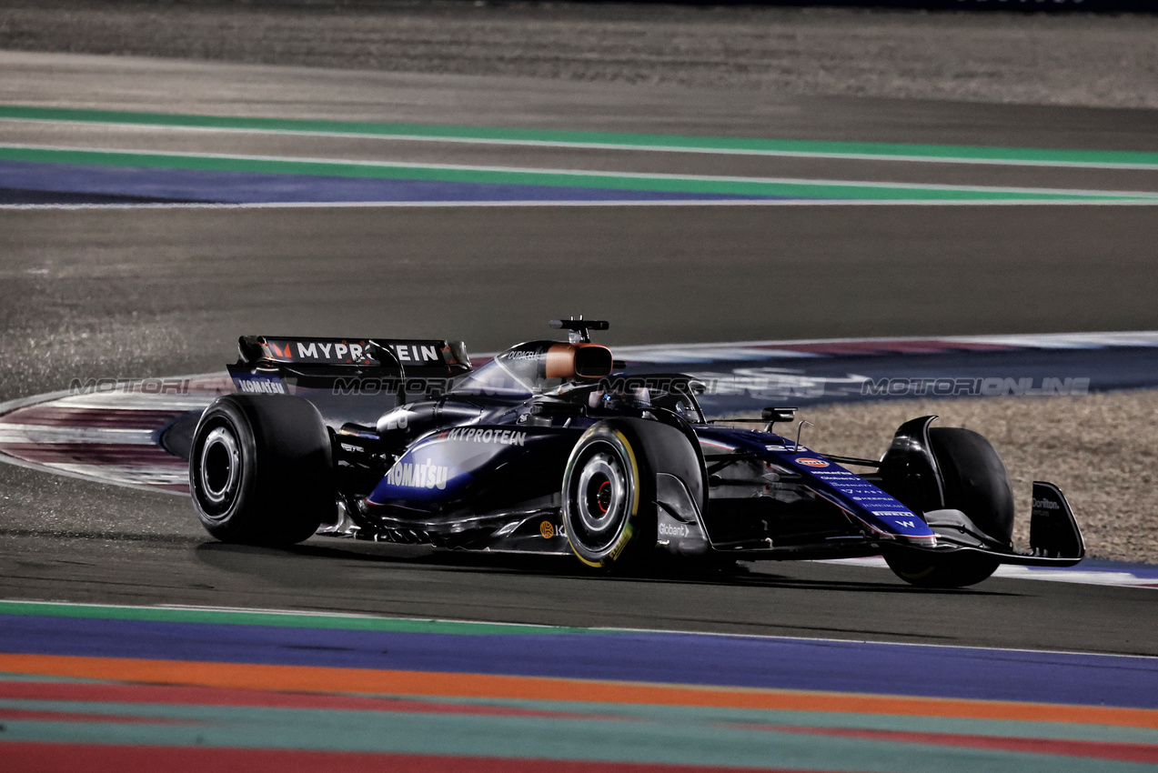GP QATAR, Alexander Albon (THA) Williams Racing FW46.

01.12.2024. Formula 1 World Championship, Rd 23, Qatar Grand Prix, Doha, Qatar, Gara Day.

- www.xpbimages.com, EMail: requests@xpbimages.com © Copyright: Moy / XPB Images