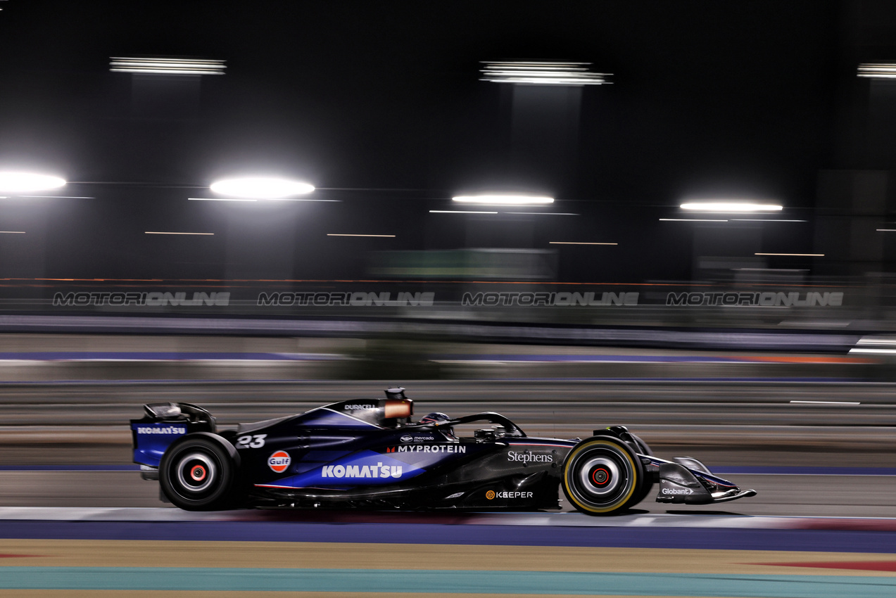 GP QATAR, Alexander Albon (THA) Williams Racing FW46.

01.12.2024. Formula 1 World Championship, Rd 23, Qatar Grand Prix, Doha, Qatar, Gara Day.

- www.xpbimages.com, EMail: requests@xpbimages.com © Copyright: Moy / XPB Images