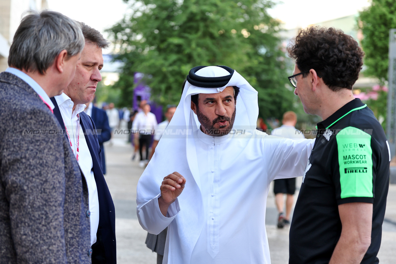 GP QATAR, (L to R): Juergen Rittersberger (GER) Audi Member of the Board of Management for Finance, Legal Affairs e IT; Gernot Dollner (GER) Audi Chief Executive Officer; Mohammed Bin Sulayem (UAE) FIA President; e Mattia Binotto (ITA) Sauber Motorsport Chief Operating e Chief Technical Officer.

01.12.2024. Formula 1 World Championship, Rd 23, Qatar Grand Prix, Doha, Qatar, Gara Day.

- www.xpbimages.com, EMail: requests@xpbimages.com © Copyright: Moy / XPB Images