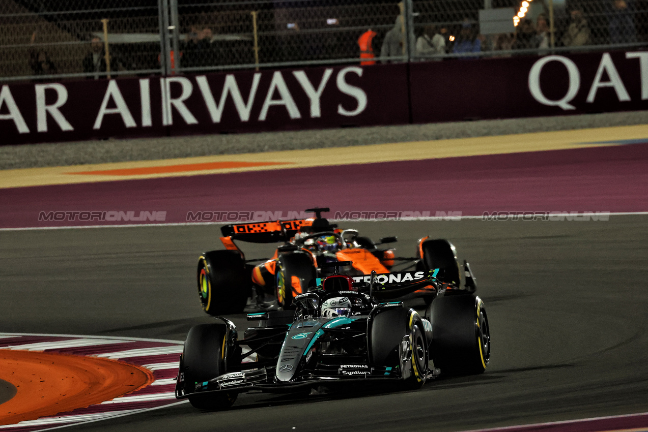 GP QATAR, George Russell (GBR) Mercedes AMG F1 W15.

01.12.2024. Formula 1 World Championship, Rd 23, Qatar Grand Prix, Doha, Qatar, Gara Day.

 - www.xpbimages.com, EMail: requests@xpbimages.com © Copyright: Coates / XPB Images