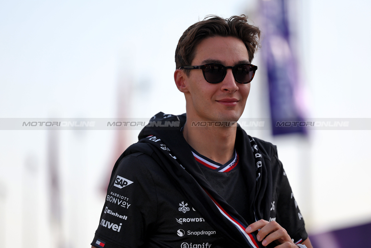 GP QATAR, George Russell (GBR) Mercedes AMG F1.

01.12.2024. Formula 1 World Championship, Rd 23, Qatar Grand Prix, Doha, Qatar, Gara Day.

 - www.xpbimages.com, EMail: requests@xpbimages.com © Copyright: Staley / XPB Images