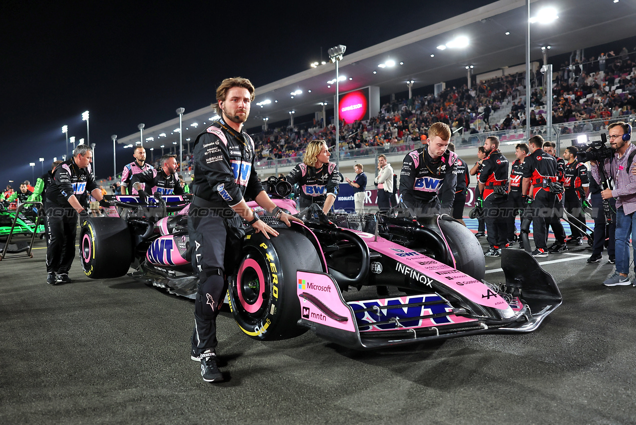 GP QATAR, Pierre Gasly (FRA) Alpine F1 Team A524 on the grid.

01.12.2024. Formula 1 World Championship, Rd 23, Qatar Grand Prix, Doha, Qatar, Gara Day.

 - www.xpbimages.com, EMail: requests@xpbimages.com © Copyright: Staley / XPB Images