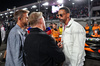 GP QATAR, (L to R): Jenson Button (GBR) Sky Sports F1 Presenter / Williams Racing Senior Advisor; Simon Lazenby (GBR) Sky Sports F1 TV Presenter e Rio Ferdinand (GBR) Former Football Player on the grid.

01.12.2024. Formula 1 World Championship, Rd 23, Qatar Grand Prix, Doha, Qatar, Gara Day.

 - www.xpbimages.com, EMail: requests@xpbimages.com © Copyright: Staley / XPB Images