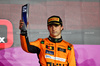 GP QATAR, Oscar Piastri (AUS) McLaren celebrates his third position on the podium.

01.12.2024. Formula 1 World Championship, Rd 23, Qatar Grand Prix, Doha, Qatar, Gara Day.

 - www.xpbimages.com, EMail: requests@xpbimages.com © Copyright: Staley / XPB Images